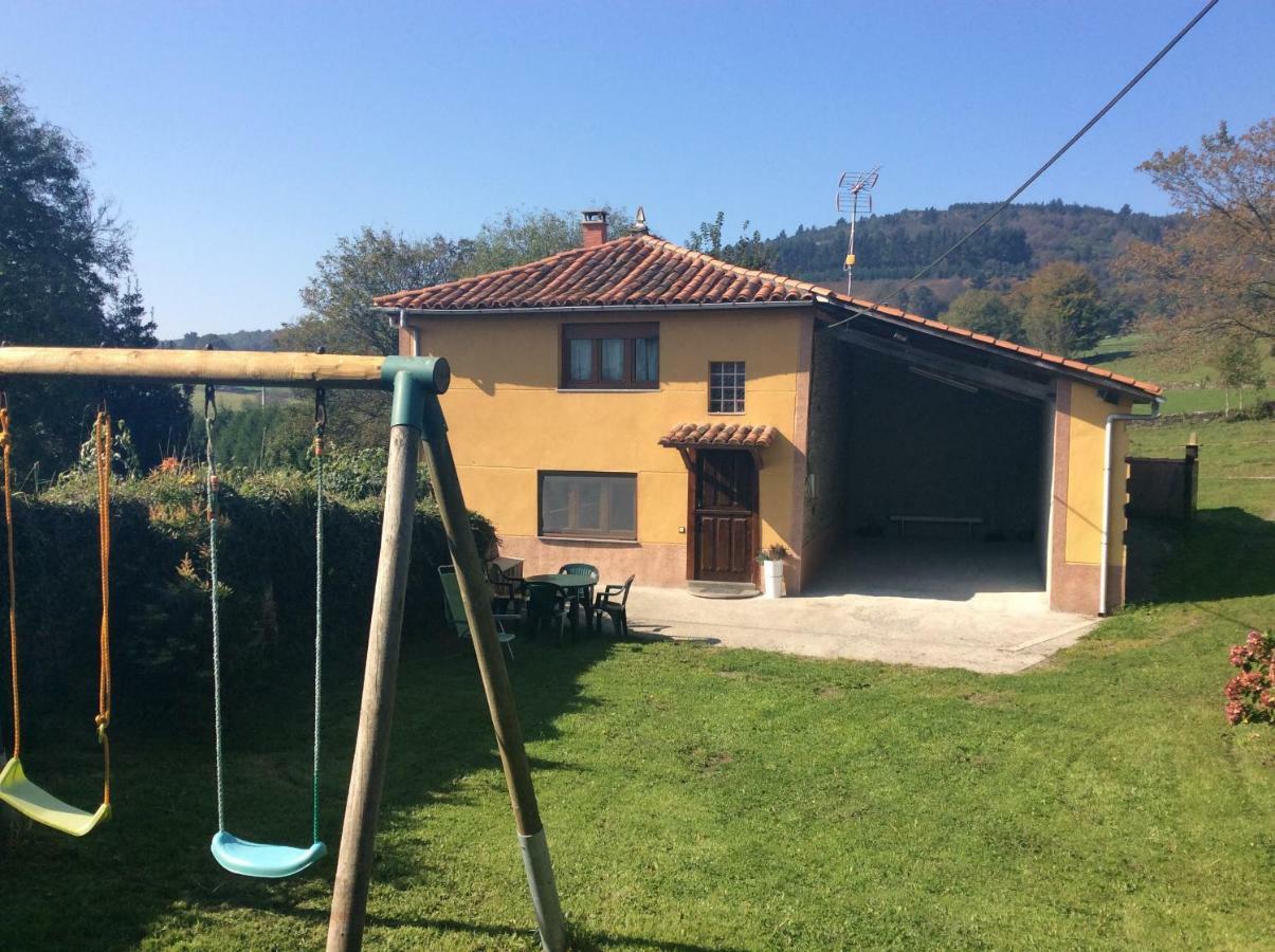 Casa Nueva Vendégház Salas  Kültér fotó