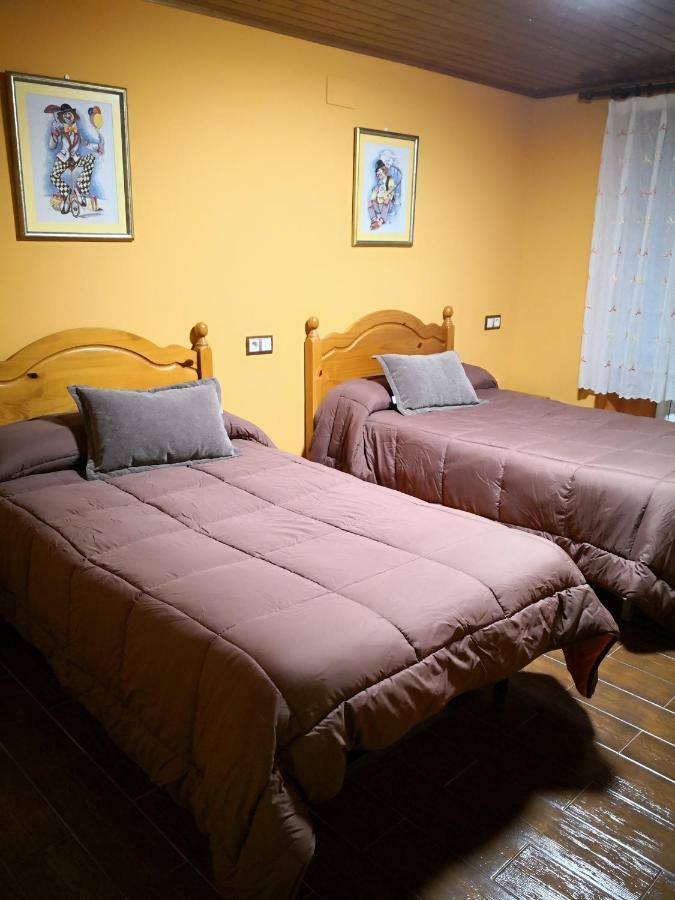 Casa Nueva Vendégház Salas  Kültér fotó